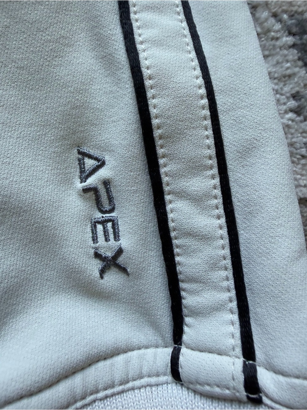 The North Face Women's Cream Apex Full-Zip Utility Jacket - Picture 3 of 9